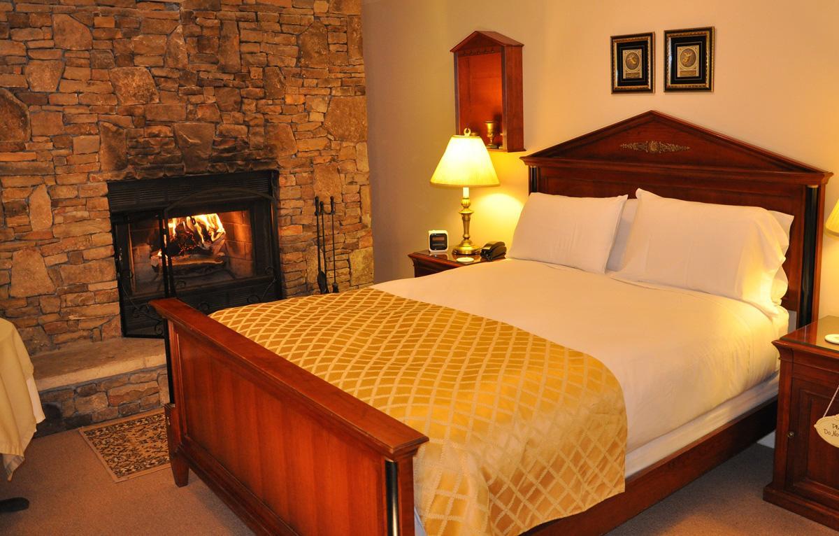 Carmel Cove Inn Deep Creek Lake Swanton Esterno foto